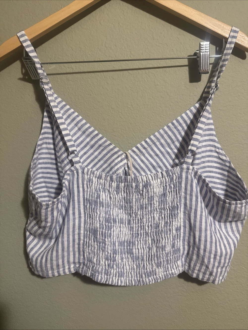 NWT Universal Thread Cropped Top Women L Blue Striped V-Neck Sleeveless Linen - Picture 6 of 7
